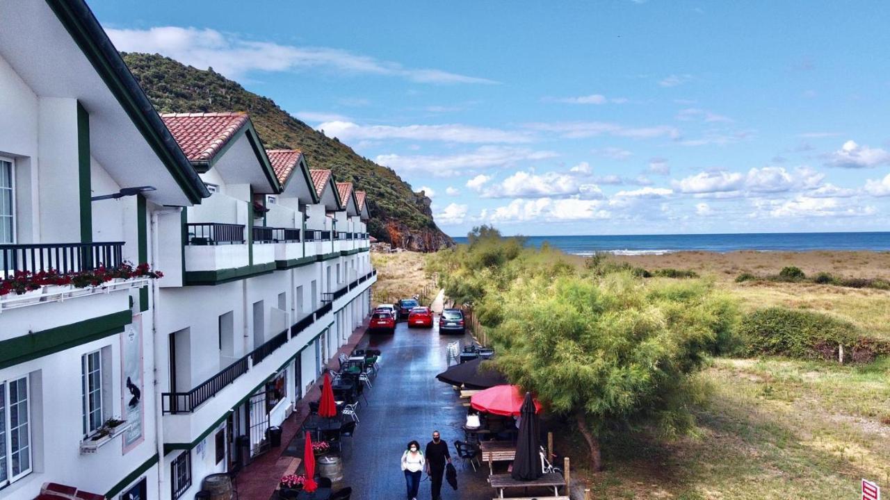 Hostal De Berria Santoña 外观 照片