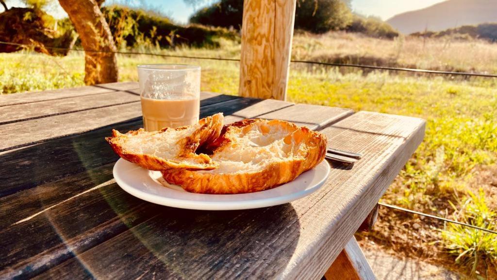 Hostal De Berria Santoña 外观 照片