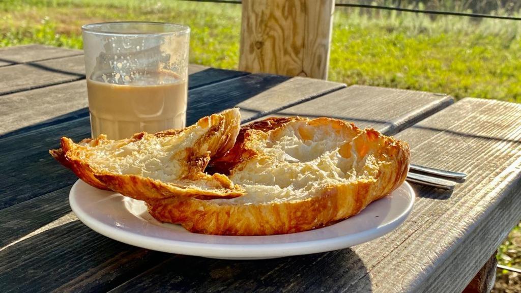 Hostal De Berria Santoña 外观 照片