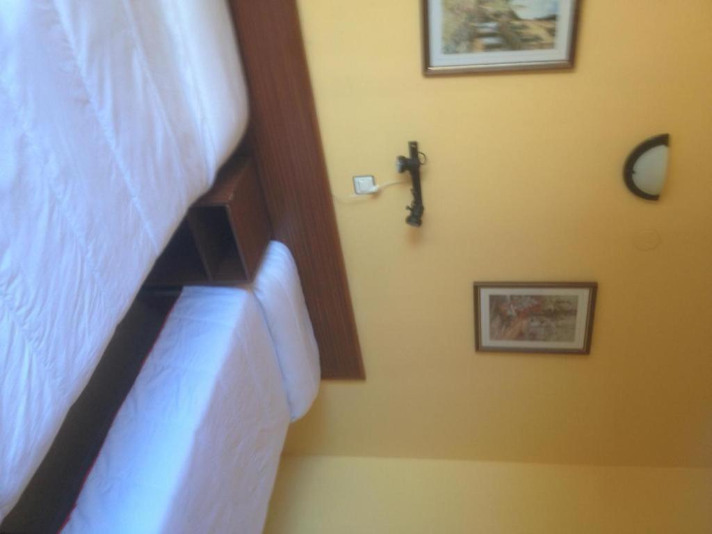 Hostal De Berria Santoña 外观 照片